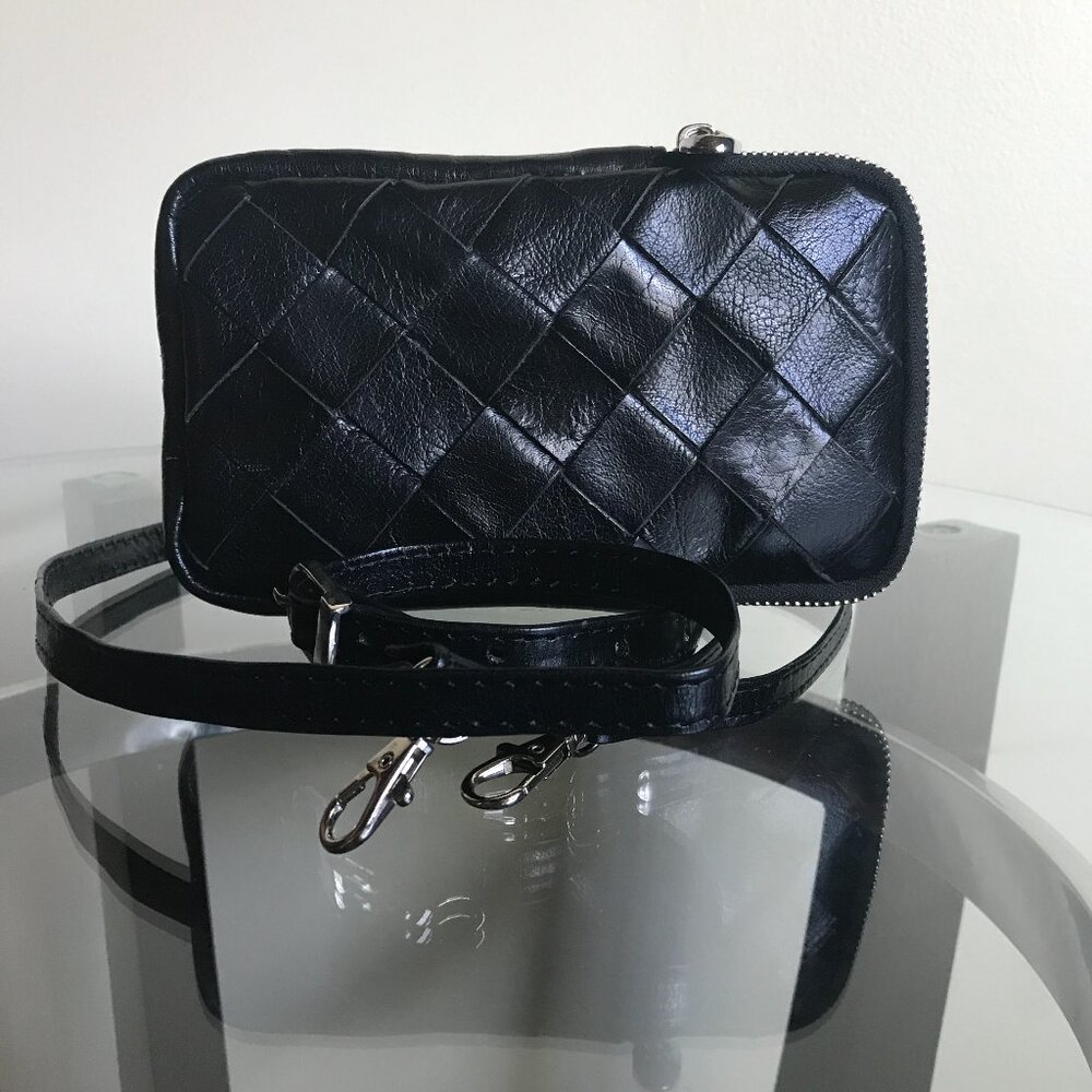 Black Ashwood Genuine Leather Crossbody To-Go Phone Purse